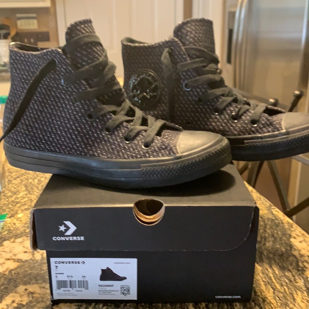 Black converse high tops